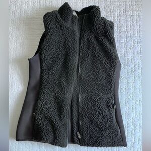FABLETICS faux Sherpa vest